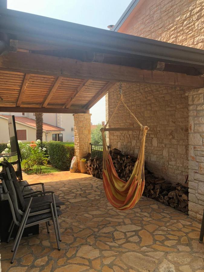 Casa Stefanie Villa Kastelir Exterior photo